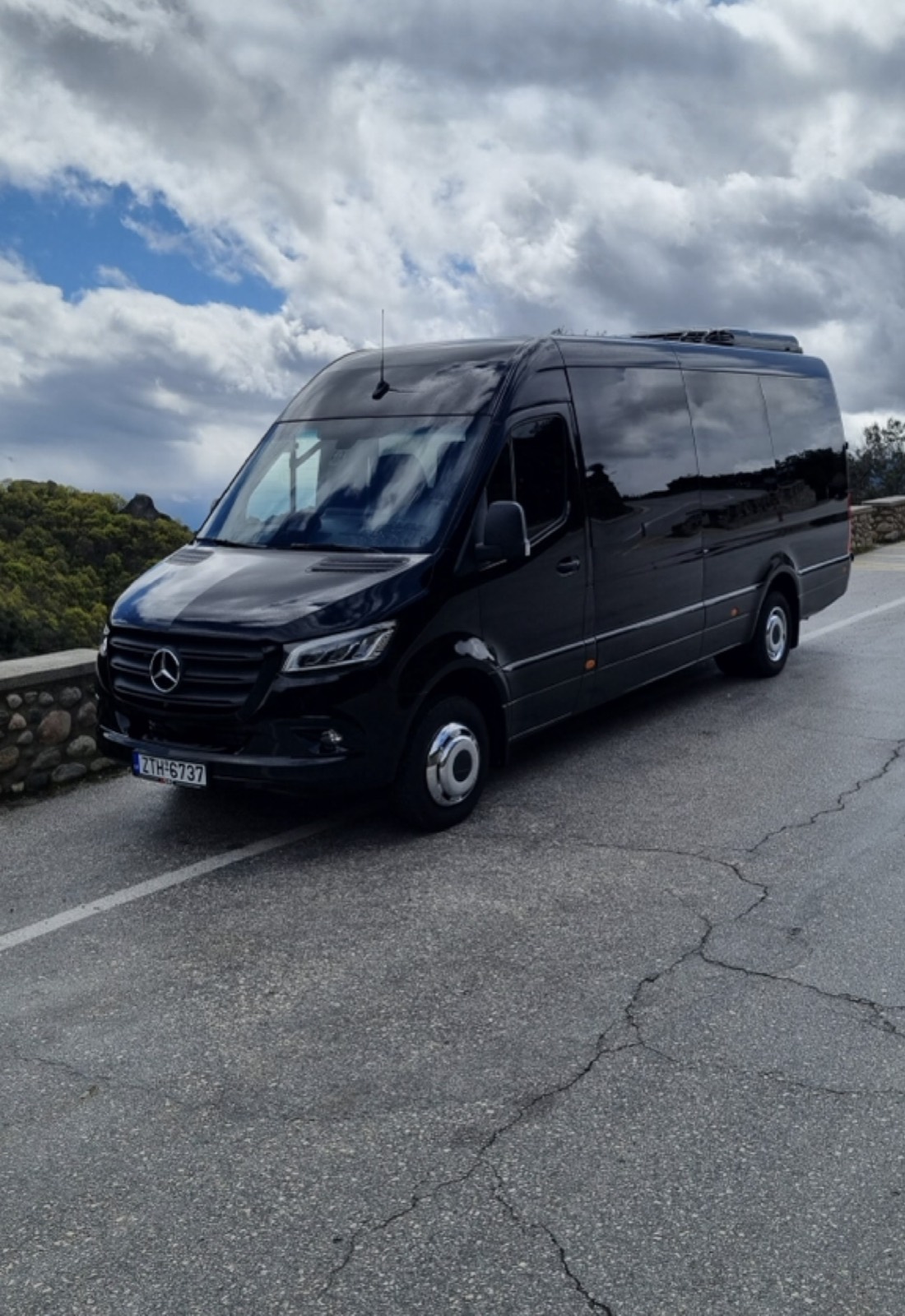 Mercedes-Benz Sprinter Luxury Minibus — photo 6